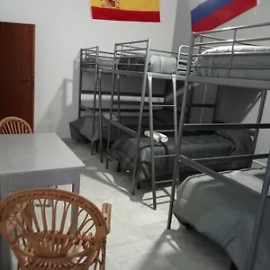 Dama Hostelbb Hostel Neapol