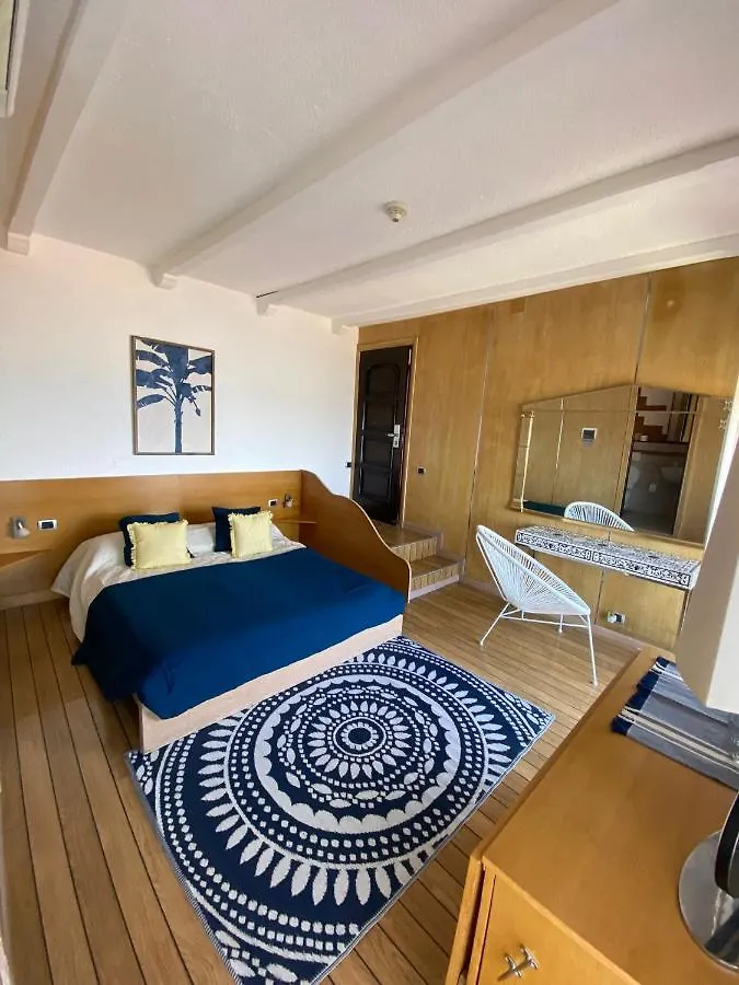 Villa Rita Boutique Hotel - MyplaceSan Remo Maison d'hôtes